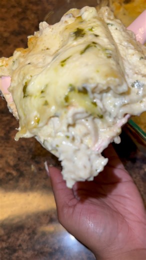 Chicken Alfredo lasagna 🥰 | Cooking With Destiny