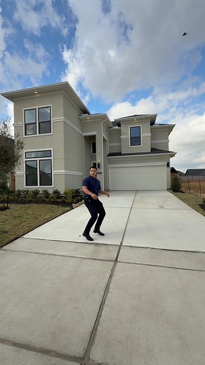 🏡 5 habitaciones | 4 baños | 2,650 sqft | 2 pisos 💰 Precio $540,000 💵 Enganche aprox. $19,000 📲 ¿Quieres saber si calificas? Escríbeme al 832-404-1907 #josefernandezrealtor