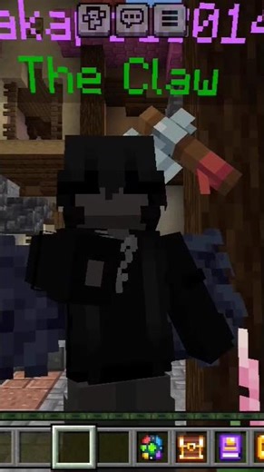 "when you pull out an emote on mc"