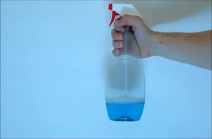 How to make a spray bottle that works in any orientation.