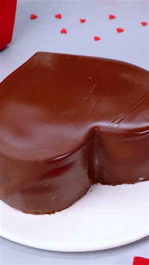 Amazing Rainbow Chocolate Pouring Hack 🍫🌈 #shorts #chocolate #diy #satisfying