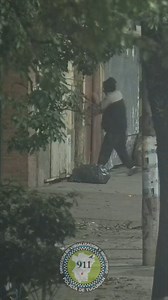 6.3K reactions · 138 comments | Durante la madrugada de este domingo, dos hombres fueron arrestados luego de intentar ingresar a un galpón, ubicado en la intersección de avenida Alem y calle Bolívar. Estas personas fueron visualizadas por las cámaras de la Dirección de Visualización y Monitoreo 911, intentando abrir un portón y fueron inmediatamente interceptadas por Motoristas del 1° Distrito Urbano. | Ministerio de Seguridad de Tucumán | Facebook