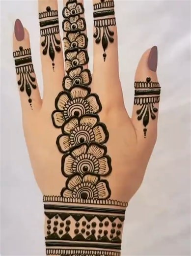 Beautiful Mehndi Designs for Hands & Feet