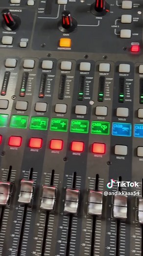 Cek Sound dengan Multitrack Dangdut
