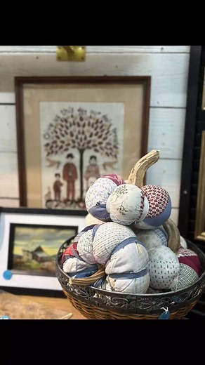 Loving all the fall feels around the shop!!! Come see us this weekend! | My Eclectic Home