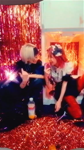 @rrreol_official on Instagram: "Reol - 'DEAD CENTER feat. LiSA' Music Video OUT NOW 作詞: Reol, 作曲: Reol, Giga 編曲: Giga #Reol #LiSA #DEADCENTER #Reol美辞学"