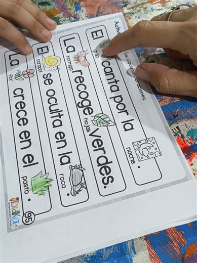 ¿Tu pequeñ@ está aprendiendo a leer? 🕷️📖 La lectura con apoyo visual: une imagen palabra significado 🧠✨. Eso les da seguridad y hace que aprender a leer sea más sencillo.🚀💛 #aprenderaleer #viral #aprendiendoentiktok #fyp #fyppppppppppppppppppppppp