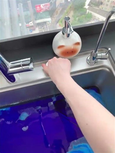 After installation both the installer and I were speechless. #kitchen #sink #cleaning #dish #washing