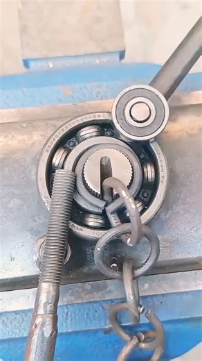 Hand Forged Iron Chain Making | Traditional Blacksmith Craft in Workshop 👍 #handmade #craft #skills