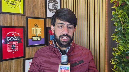 KASHMIRIYAT Zindabad : cab driver from pehlagam set an example of Honesty | Daily Taskeen