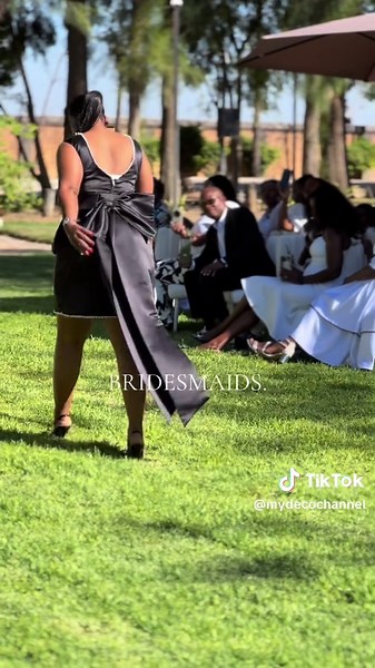 Bridesmaids 🔥‼️🙌🏾#weddingday #weddingdress #weddingvibes #fyp #deco #bride #fyppppppppppppppppppppppppppppppppppp #traditional #Fyppp #foryoupage #sama28 #foryo