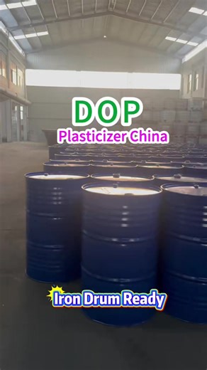 We are ready to ship! Our factory is operating at full capacity, and high-quality DOP (Dioctyl Phthalate) plasticizer is ready for immediate shipment. In the video, you will see rows of clean, sealed drums neatly arranged and awaiting filling—ensuring the product remains pure and reliable at every stage. Once filled, six containers will be dispatched, guaranteed to meet your production needs. Despite a cautious global market at the beginning of 2026—with ample supply but weak demand—we maintain 