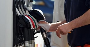 Encore une baisse des prix à la pompe : l’essence sera un peu moins chère dès ce jeudi