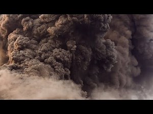 Huge eruption on Anak Krakatau (Krakatoa) Volcano - October 2018