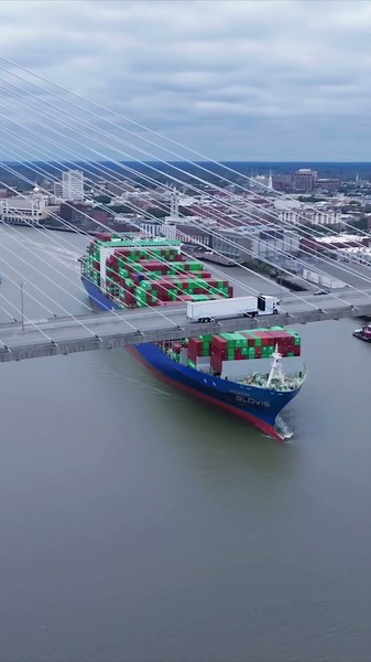 HMGMA: HTWO logistics with XCIENT Fuel Cell Truck at Hyundai Motor Group Metaplant America, Georgia