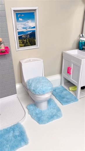 Kelise and Kylie on Instagram: "Setting Up Mini Bathroom"