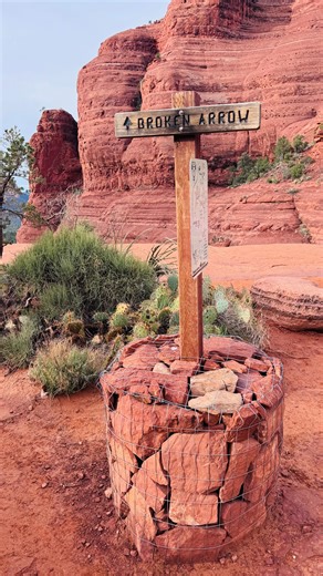 From snow to sand and everything in between 🗺️ Our Christmas vacation took us from the bright lights of Las Vegas to the snowy peaks of Brian Head, the red rocks of St. George, and the dunes of Sand Hollow State Park. We explored Zion National Park, stood in awe at Antelope Canyon, Horseshoe Bend, and the Grand Canyon, and wrapped it all up in Sedona. Snowmobiling, golfing, ATV rides through the dunes, rock climbing, and yes—even the iconic Blue McDonald’s—we truly saw it all. Grateful for the 