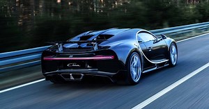 Bugatti Chiron Brakes From 250 MPH in Record Time