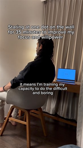 Recovering Overthinker on Instagram: "Intense visual fixation training for better attention span, deep focus, resisting distractions, and stronger willpower. This is one of the exercises I do as part of my focus and willpower training. The main premise is that cognitive focus follows visual focus. You might’ve heard Andrew Huberman talk about this, and there’s been a study done in China with helping students to focus better by taking them through visual fixation training. Adding the challenge of