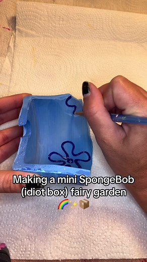 Mini Spongebob Idiot Box Art