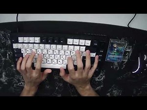 Keychron V1 | Akko V3 Cream Yellow