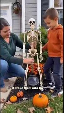 💀 Solar Skeleton Yard Stake
