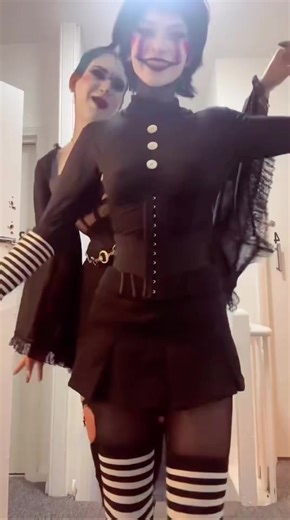 Ballora n marionette. 😋 @phoenix #halloween #fnaf #ballora #marionettefnaf #cosplay