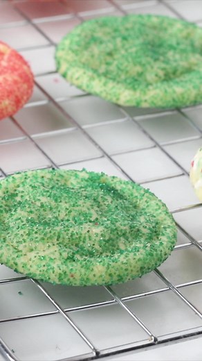 5.1K views · 522 reactions | No Butter Sugar Cookies!!!! FIVE ⭐ RECIPE > https://spaceshipsandlaserbeams.com/no-butter-sugar-cookies/ These no-butter sugar cookies, with their irresistible texture and flavor, offer a unique twist on a classic treat. Made with Oléico Safflower Oil, everyone will be impressed with these yummy cookies! #Oléicoforlife #Oléico #ad | Spaceships and Laser Beams | Facebook