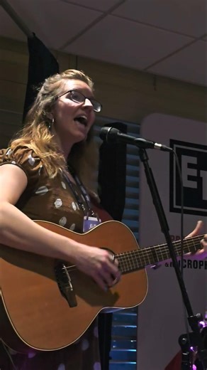 Shanna in a Dress - My Best Friend LIVE CLIP - Folk Alliance Intl Private Showcase - Jan 22, 2026