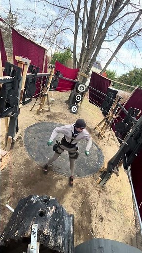 Chain Reaction Target System Hones Knife Throwing Skills || ViralHog