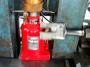 Hydraulic Jack Loading Test