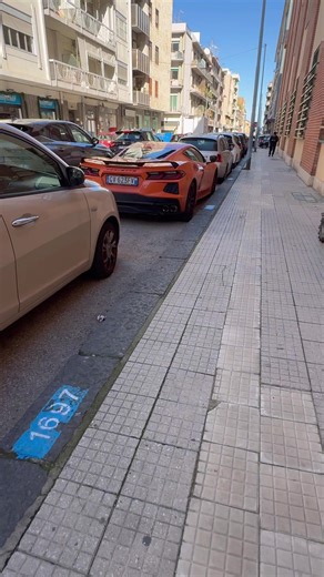 in front of my school btw.🔥🧡 #chevrolet #corvettec8 #supercar #fyp #tiktokviral
