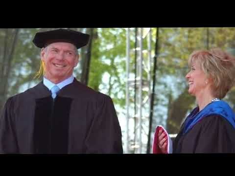 Linda McMahon Life Before WWE & How She Meet Vince McMahon