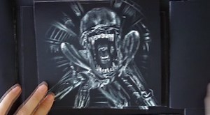 24K views · 886 reactions | Le carnage du Xénomorphe en Flip Book ! | 20th Century Studios | Facebook