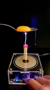 Tesla Coil VS EGG😱 #teslacoil #musik #experiment | Kadek Tesla Coil Experiment