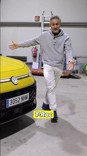 Test drive of the new 2025 Volkswagen T-Roc 1.5 eTSI
