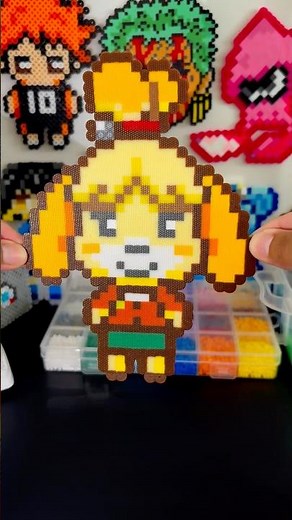 Making Isabelle from Animal Crossing✨ #perlerbeads #animalcrossing #diycrafts