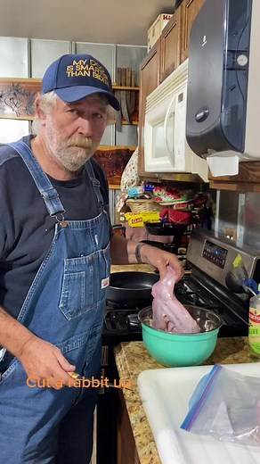Rabbit Cooking: How to Slice a Rabbit