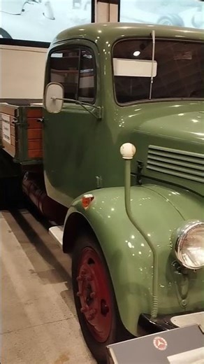 Mercedes-Benz L 312 (1954-63).