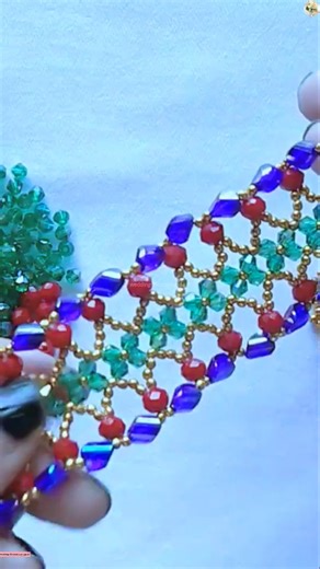 DIY Amazing Wide Crystal Bead Bracelet 🛠 Materials 👇 🟣 Crystal beads 4mm 🟣 Red beads 8mm 🟣 Chips beads 6mm 🟣 Golden beads 2mm 🟣 Lobster lock 🟣 Needle number 12 🟣 Thread 250cms | Wedding Decoration Ideas