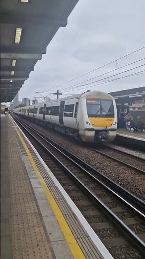 District Line & C2C Trains Spotting At West Ham Station - London Underground Train