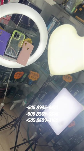 Aros de luz y paneles de iluminación para creadores — Ilumina como profesional
