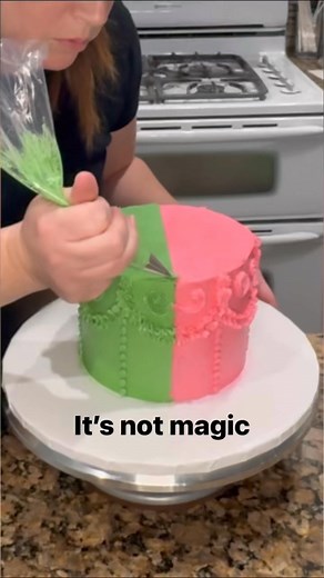 Work smarter not harder with 5 piping tips to make your cake really pop! 1. Smooth consistency of your buttercream, is key. Take a moment and paddle buttercream smooth before adding it to your piping bag. 2. Use a variety sizes of size pastry tips to give your cake dimension. 3. When just starting out, hold your piping bag, straight up and down. 4. Don’t overfill your piping bag, think less is more. This will give you better control while piping. 5. Turntables are your best friend. Mine is from 