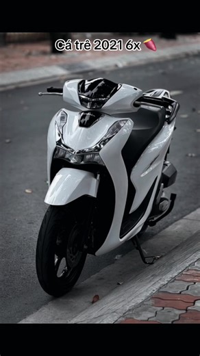 Explore the Sh 125i 2021 Motorcycle Features