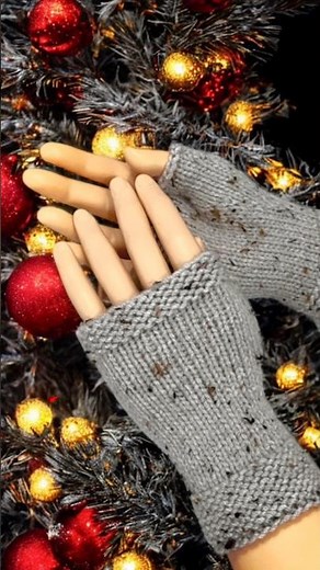 Knit Fingerless Gloves for Beginners #knitting #knit #knittingpattern #knittingforbeginners