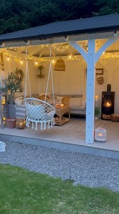 Summer nights are my favourite 🥰 I love it when all the lights are twinkling in my happy place ☀️🍃✨ Sorry I haven’t been as active on Insta as usual…I’ve been spending some quality time with my teens and enjoying a little break from my phone which has been really lovely ☺️💕🫶🏼 Trying to live in the moment more & not be constantly glued to my phone 🙈 Hope you’re having a lovely weekend 😘☀️ Happy sunny Sunday! Lots of love Sarah 💕 Xx . . Gazebo was from a company called Duster House (online