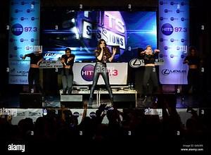 Fort Lauderdale, FL, USA. 15th Sep, 2016. Hailee Steinfeld performs onstage during the Hits 97.3 Sessions at Revolution Live on September 15, 2016 in Fort Lauderdale, Florida. Credit:  Mpi10/Media Punch/Alamy Live News Stock Photo - Alamy