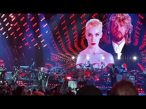 The Eurythmics live at the Rock & Roll Hall of Fame Induction Ceremony, Nov 5 2022