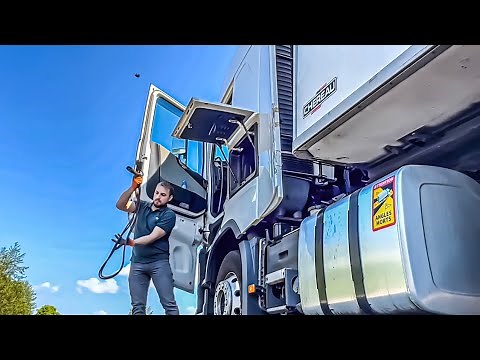 #100 🇳🇱 The Long Haul: A Day in the Life of a Truck Driver