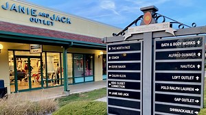 What time do stores open on Black Friday? Hours for Valley Mall, Premium Outlets and more